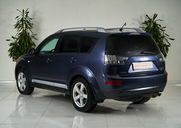 Mitsubishi Outlander Вид 4