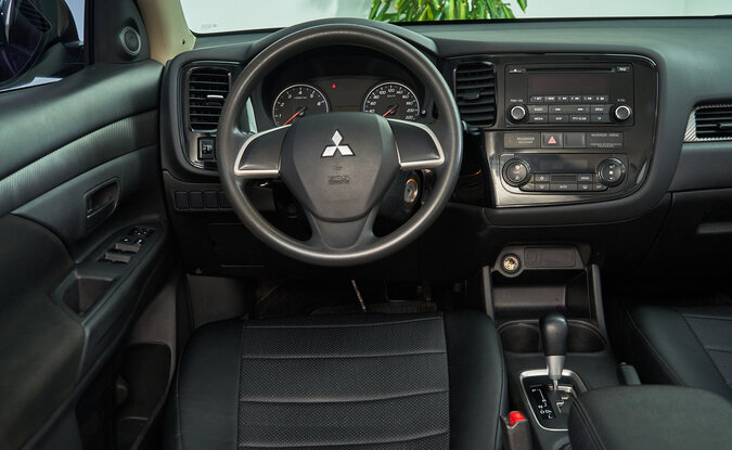 Mitsubishi Outlander