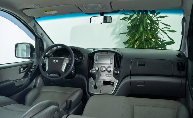 Hyundai Grand Starex