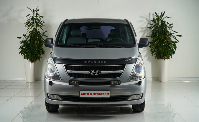 Hyundai Grand Starex