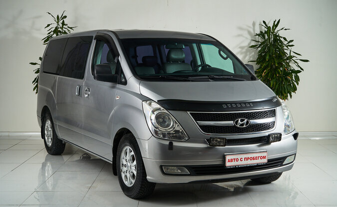Hyundai Grand Starex