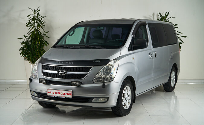 Hyundai Grand Starex