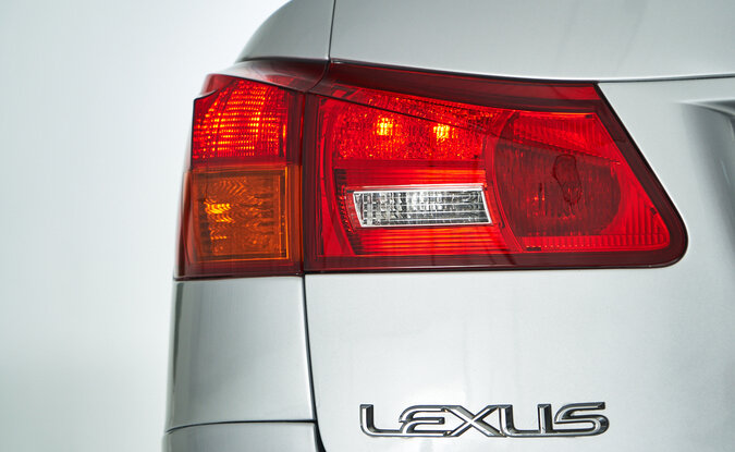 Lexus IS