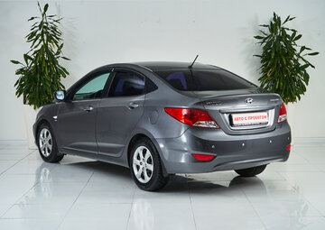 Hyundai Solaris Вид 4