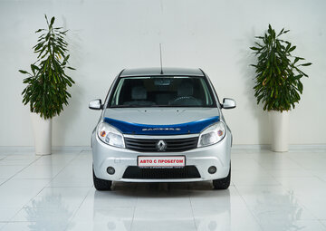 Renault Sandero Вид 2