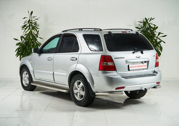 Kia Sorento Вид 4