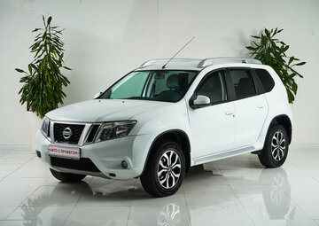 Nissan Terrano Вид 1