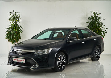 Toyota Camry Вид 1
