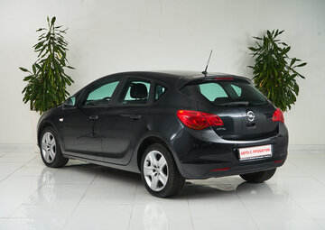 Opel Astra Вид 4