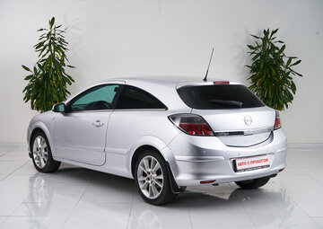 Opel Astra Вид 4
