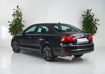 Volkswagen Jetta Вид 4