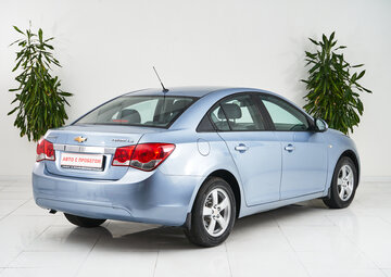 Chevrolet Cruze Вид 5
