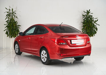 Hyundai Solaris Вид 4