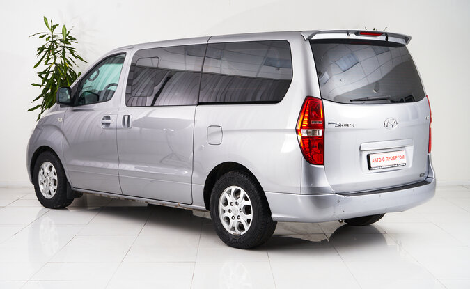 Hyundai Grand Starex