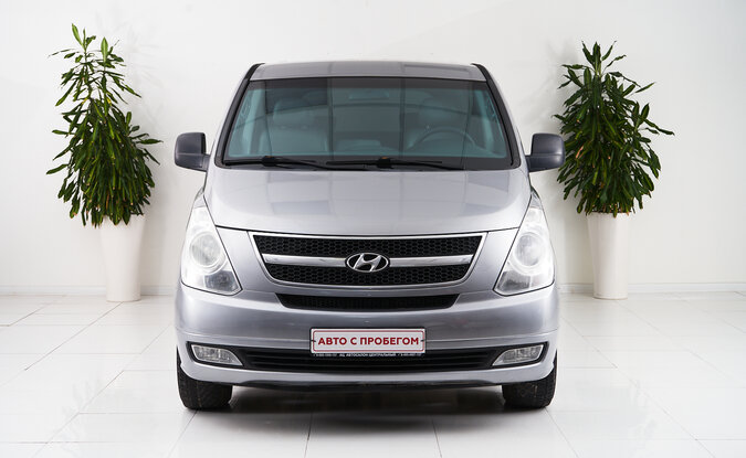 Hyundai Grand Starex