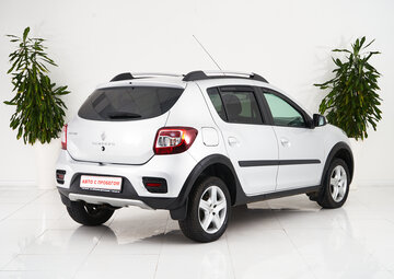 Renault Sandero Вид 5