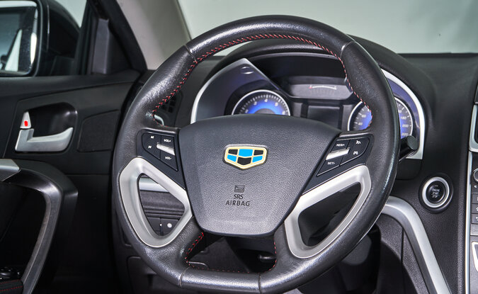 Geely Emgrand EC7