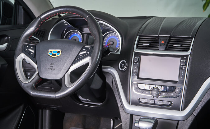 Geely Emgrand EC7
