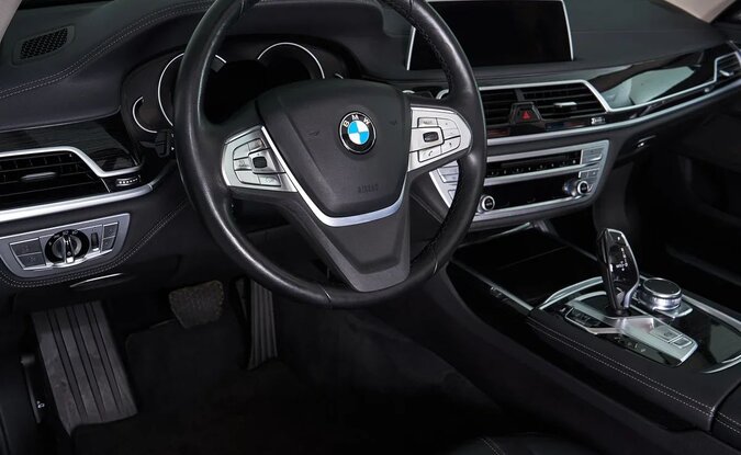 BMW 7 серии