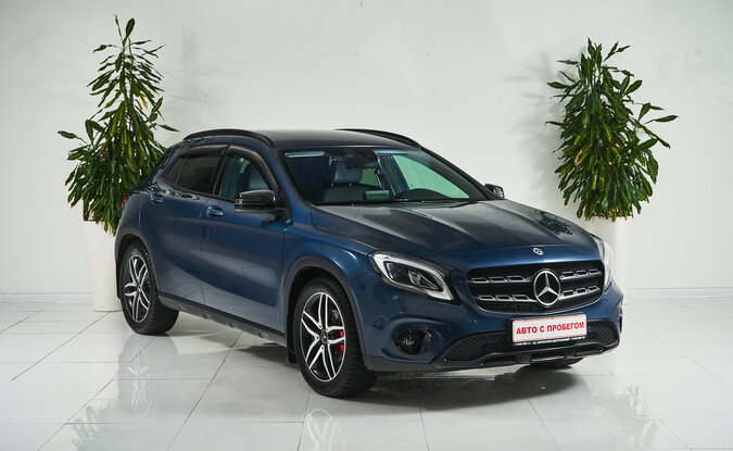Mercedes benz GLA