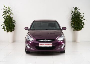 Hyundai Solaris Вид 2