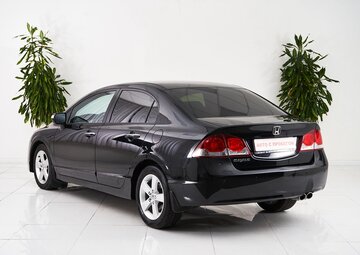 Honda Civic Вид 4