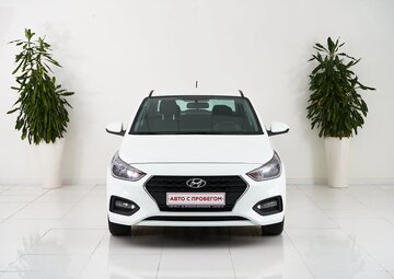 Hyundai Solaris Вид 2