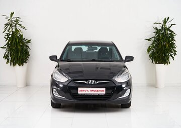Hyundai Solaris Вид 2