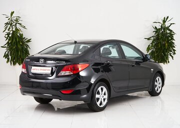 Hyundai Solaris Вид 5