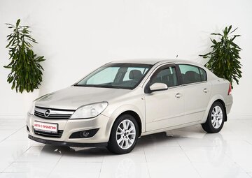 Opel Astra Вид 1