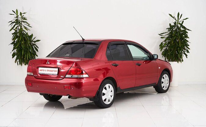 Mitsubishi Lancer