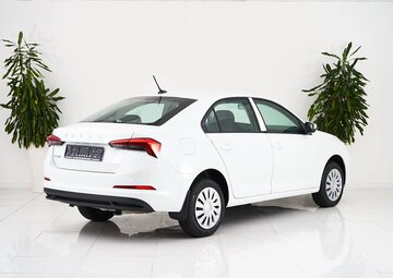 Skoda Rapid Вид 4