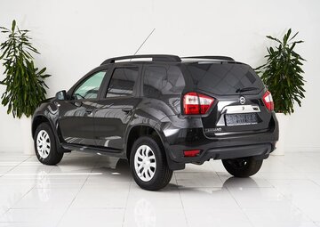 Nissan Terrano Вид 3