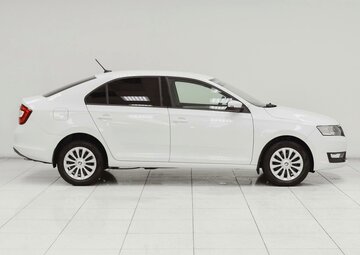 Skoda Rapid Вид 5