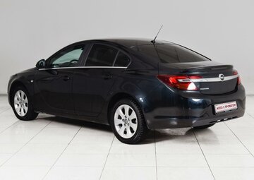 Opel Insignia Вид 2