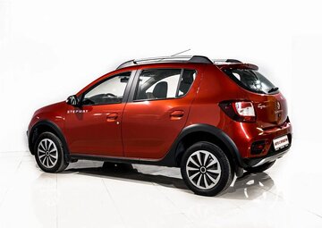 Renault Sandero Вид 4