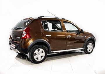 Renault Sandero Вид 4