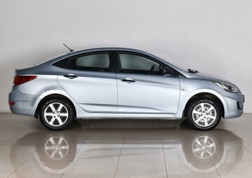 Hyundai Solaris Вид 5