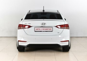 Hyundai Solaris Вид 4