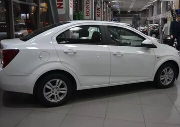 Chevrolet Aveo Вид 2
