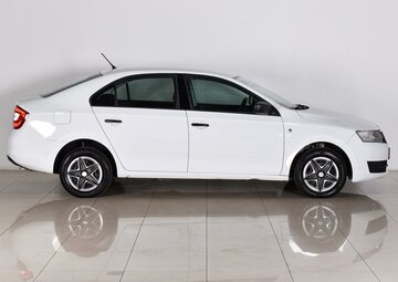 Skoda Rapid Вид 5