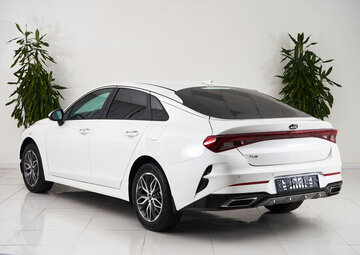 Kia K5 Вид 4