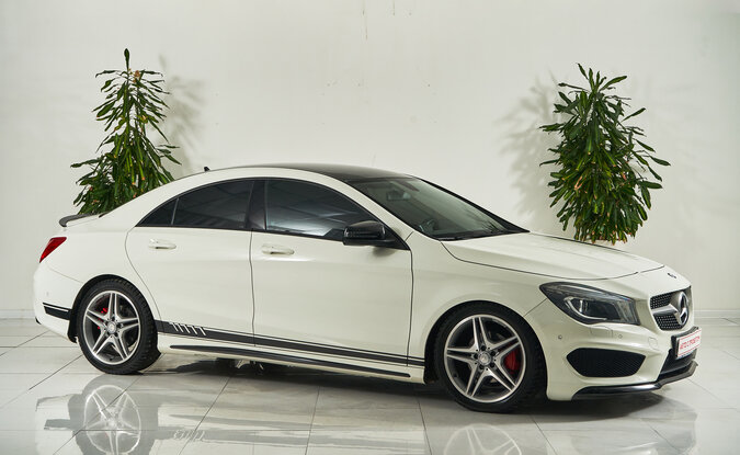 Mercedes benz CLA