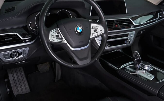 BMW 7 серии