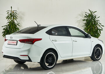 Hyundai Solaris Вид 4