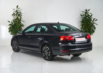 Volkswagen Jetta Вид 4