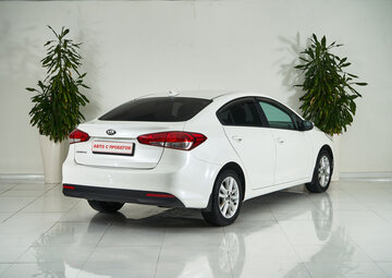 Kia Cerato Вид 5