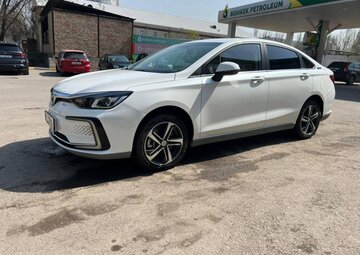 BAIC EU5 Вид 1