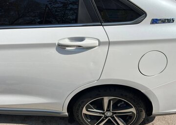 BAIC EU5 Вид 4