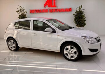Opel Astra Вид 3